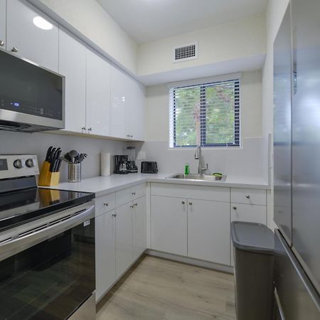 Apartment In Calle Ocho A Slice Of Little Havana Miami Bagian luar foto